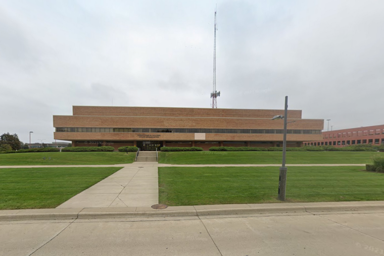 Warren Police Department Faces $160 Million in Lawsuits Over Pursuit Protocol Amid Fatal Crash and Civilian Injury