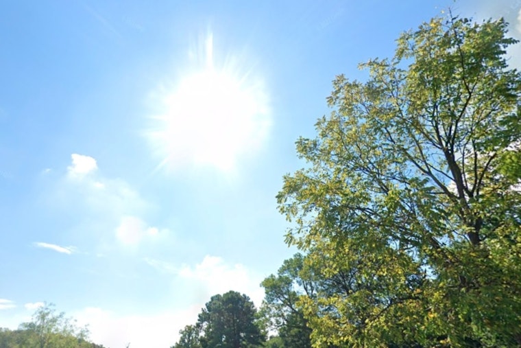 Washington D.C. Embraces Fall With Sunny Skies and Mild Temperatures Ahead