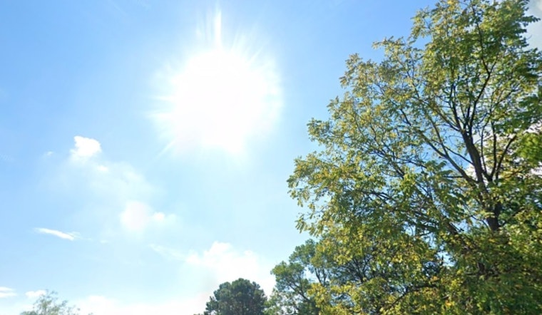 Washington D.C. Embraces Fall With Sunny Skies and Mild Temperatures Ahead