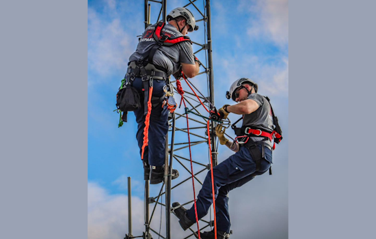 White Settlement Firefighters Elevate Rescue Skills with Rope Training Drills
