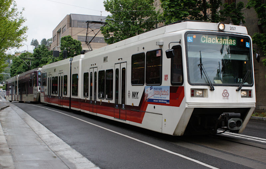 Widespread Traffic Signal Outage Disrupts Portland Commutes, MAX Trains and Buses Delayed