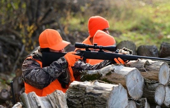 Wisconsin Hunters Prepare for Annual Nine-Day Gun Deer Season Amid Optimism for Favorable Conditions