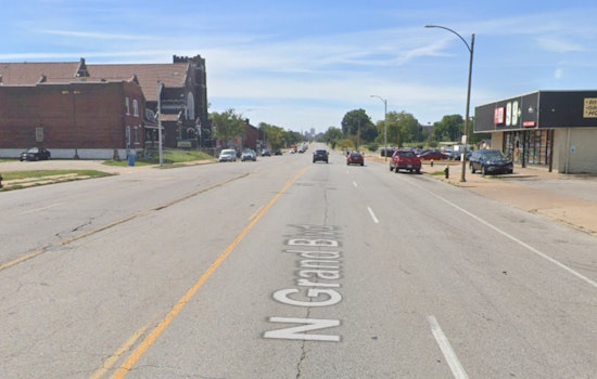 Woman Injured in Stabbing Near St. Louis Liquor Store, Police Seek Information