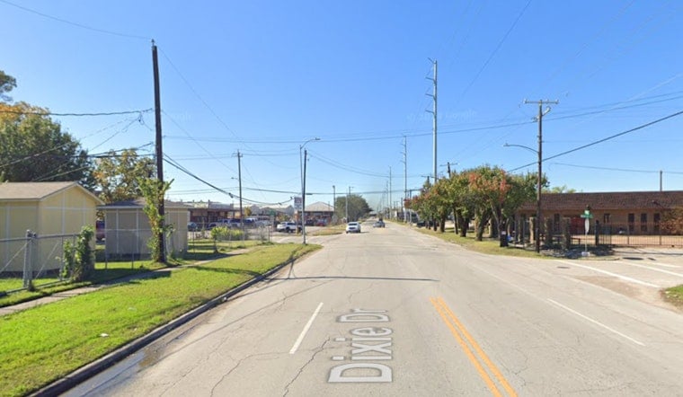 Woman Killed in High-Speed Crash on Dixie Drive, Houston Police Investigating
