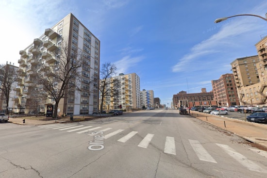 Woman Robbed of iPhone During Argument in Downtown West, St. Louis with Suspect Sought