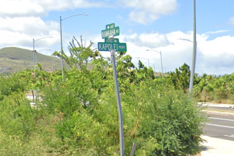 14-Year-Old Electric Motorcycle Rider Hospitalized After Collision in Kapolei