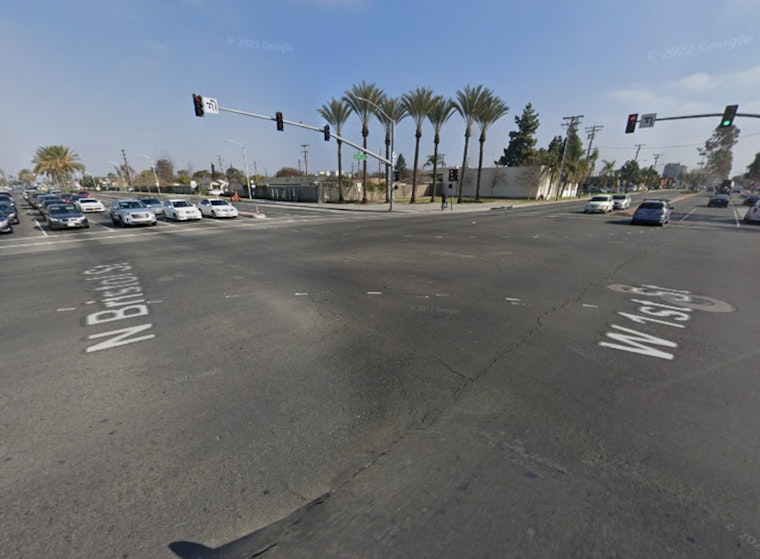 20-Year-Old Man Killed After Car Strikes Palm Tree in Santa Ana