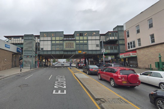 25-Year-Old Man Fatally Shot Following Argument in Bronx; Police Seek Suspect