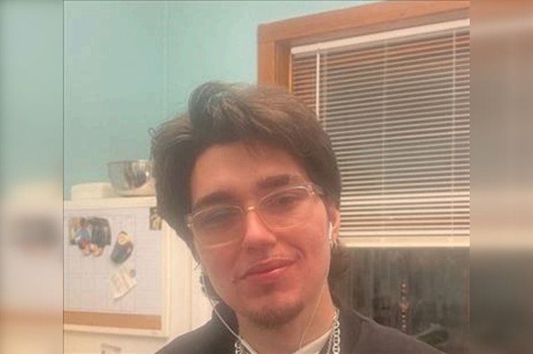 35-Year-Old Man Reported Missing in Chicago, Police Seek Public’s Help