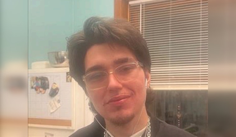 35-Year-Old Man Reported Missing in Chicago, Police Seek Public’s Help