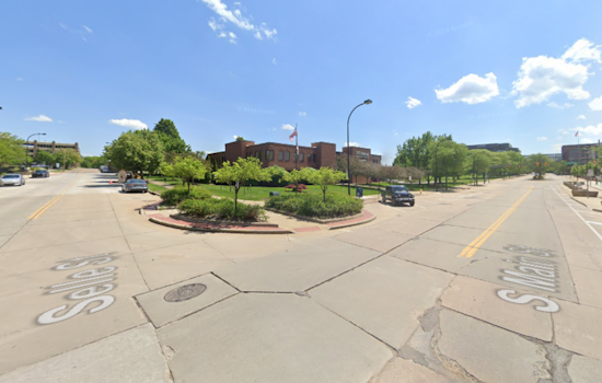 Akron Motorcyclist in Serious Condition After Crash on South Main Street