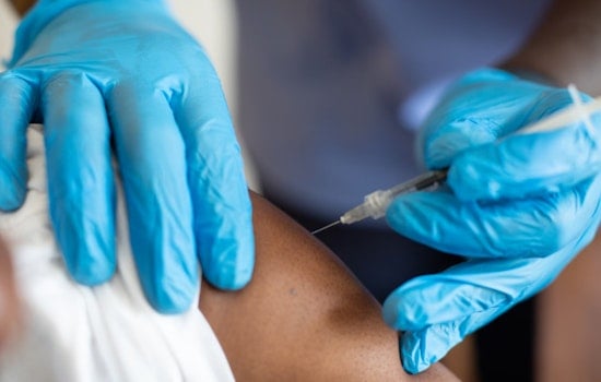 Arizona Hit by Rising Flu Cases, Health Officials Urge Vaccinations Ahead of Holidays