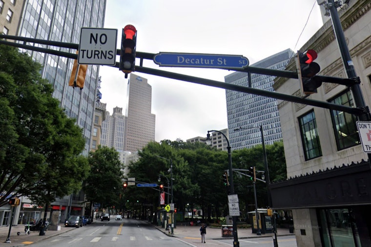 Atlanta's Decatur Street SE Undergoes Nightly Resurfacing, Commuters Advised to Plan for Lane Closures