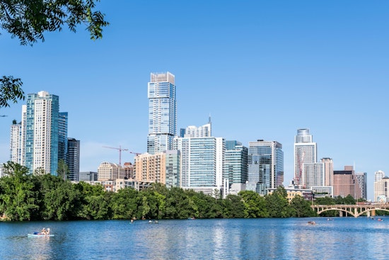 Austin Basks in Perfect Weather This Veterans Day, Honors Veterans with Sunshine and Serenity