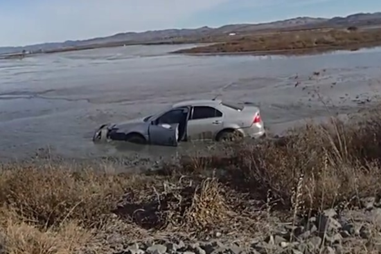 Bay Area High-Speed Chase Ends in Marsh Arrests, Suspects Linked to Napa County Retail Thefts