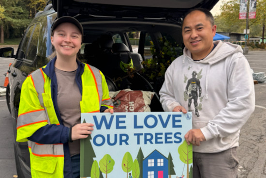 Bellevue Partners with Amazon and 300 Trees to Distribute Over 700 Free Trees to Residents