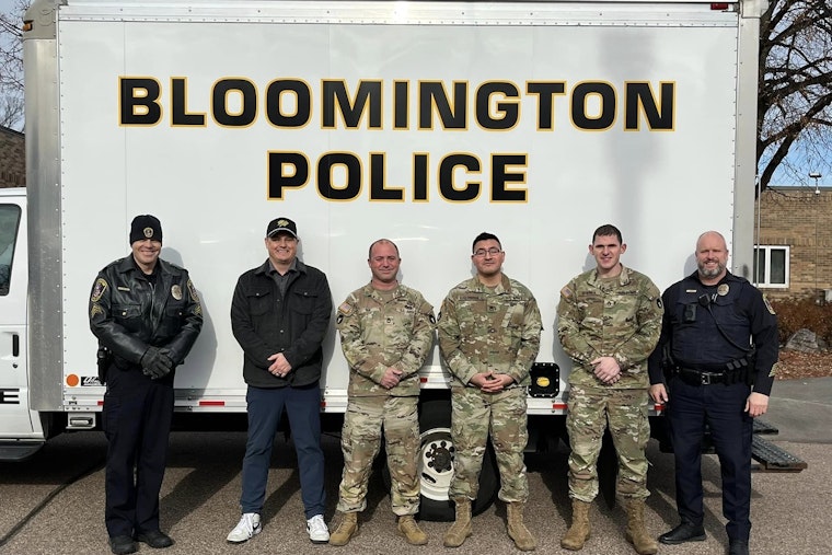 Bloomington Police, Minnesota Vikings, and Land O’Lakes Team Up to Provide Thanksgiving Meals to Families in Need