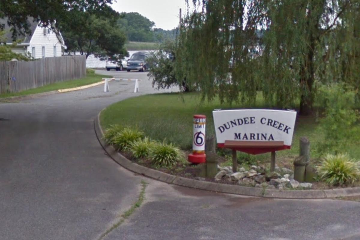 Body and Vehicle Extricated from Water at Dundee Creek Marina in
