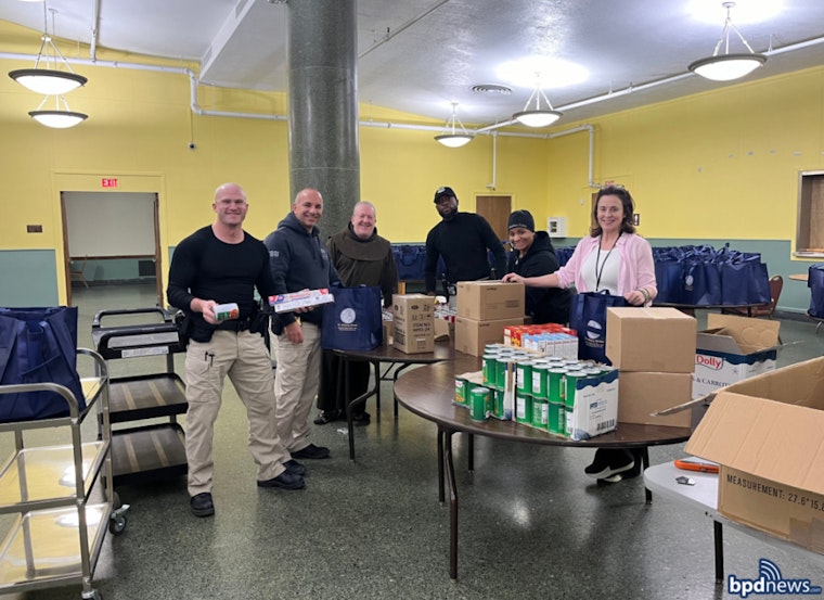 Boston Police Partner with Saint Anthony’s Shrine to Distribute Thanksgiving Meals to Families in Need