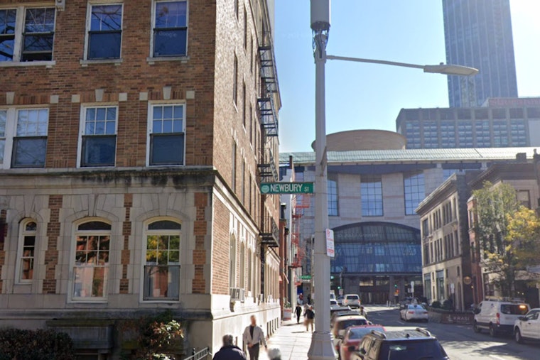Boston's Newbury Street to Celebrate Festive Season with "Open Newbury: Holiday Stroll" Events