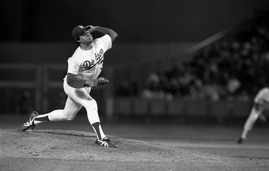 Boyle Heights Celebrates Dodgers Legend with Fernando Valenzuela Mural Unveiling in Los Angeles