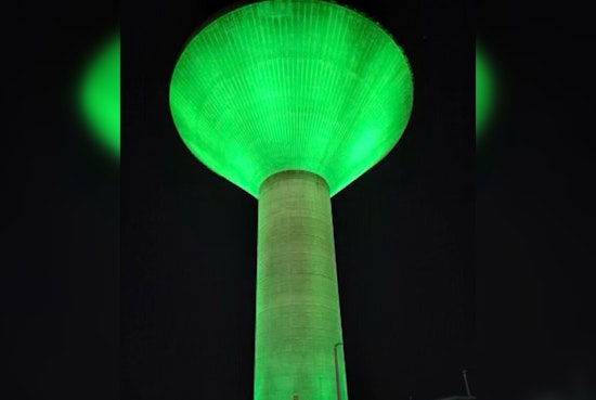 Boynton Beach Pays Respects with Illuminated Water Tower After Tragic Loss of Palm Beach County Deputies