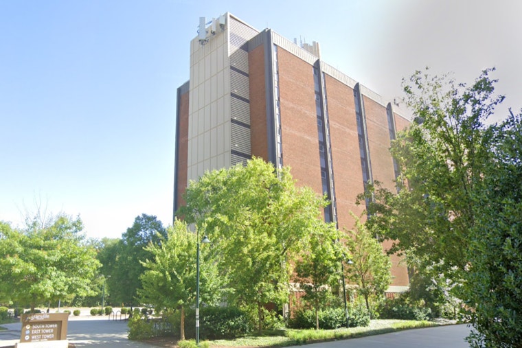 Chapel Hill Community On Alert as Police Seek Suspects in Two Armed Robberies Near UNC Campus
