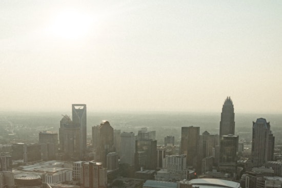 Charlotte-Area Commuters Cautioned as Dense Fog Strikes the Piedmont Region, Clears by 9 AM