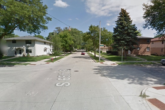 Chicago Man Dies in High-Speed Crash in Milwaukee, Passenger Injured