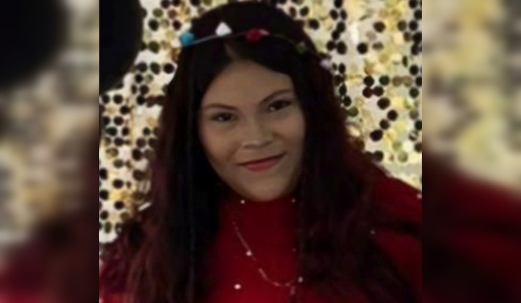 Chicago Police Seek Public's Help to Find Missing 16-Year-Old Giselle Quintanilla