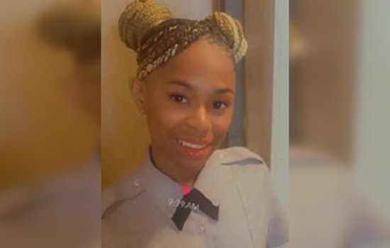 Chicago Police Seek Public's Help to Locate Missing 15-Year-Old Jaleeyha Bates