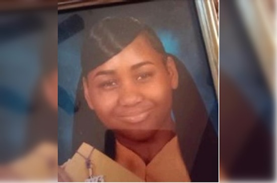 Chicago Police Urgently Seek Help to Find Missing Teen Samantha Holloway