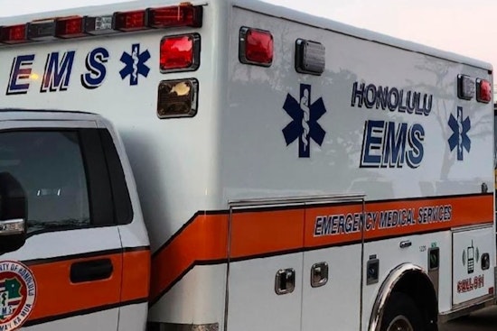 Child and Two Adults Rescued After Boat Capsizes Off Waialua Beach in Honolulu