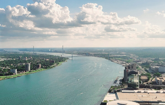 Clear Skies and Comfortable Temps Ahead for Detroit, With Weekend Showers in Sight