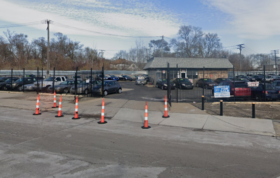 Clumsy Catalytic Converter Thieves Botch Heist at Detroit Car Dealership