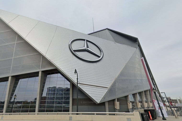 Dak Prescott Sidelined with Injury as Dallas Cowboys Fall to Atlanta Falcons in Third Straight Loss