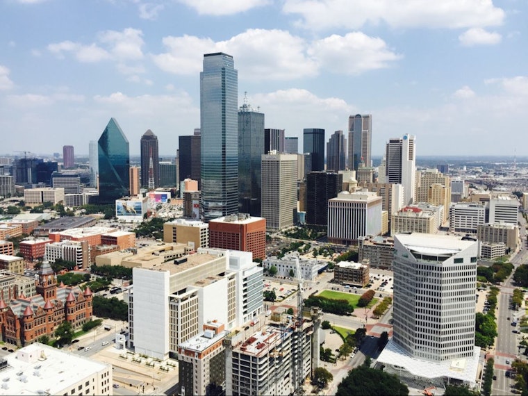 Dallas Welcomes Sunny Skies and Mild Temperatures Leading Up to Thanksgiving Week