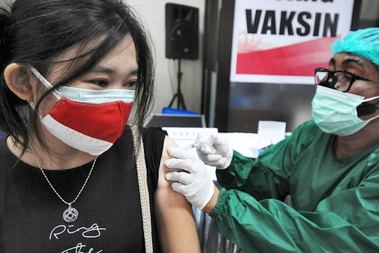 Denver Health Officials Urge Residents to Get Vaccines Ahead of Holiday Season for Safe Celebrations