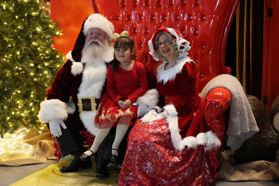 Downtown Garland Welcomes Santa Claus for a Festive Season Full of Family Fun and Local Shopping Events
