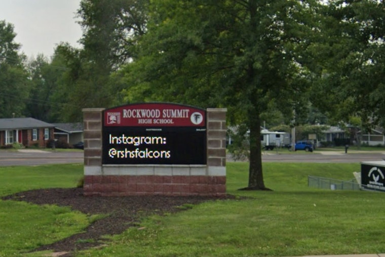 E. coli Outbreak Linked to Event Affects 19 at Rockwood Summit High School in St. Louis Area