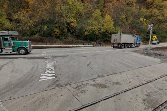 Early Morning Crash in Dravosburg Injures One, Temporarily Closes Washington Avenue