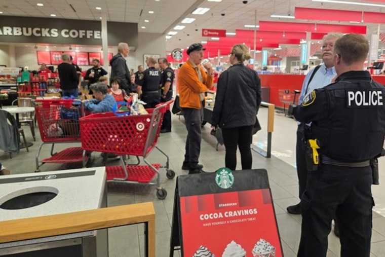 Eden Prairie Police Bond with Locals Over Coffee at "Coffee with a Cop" Event