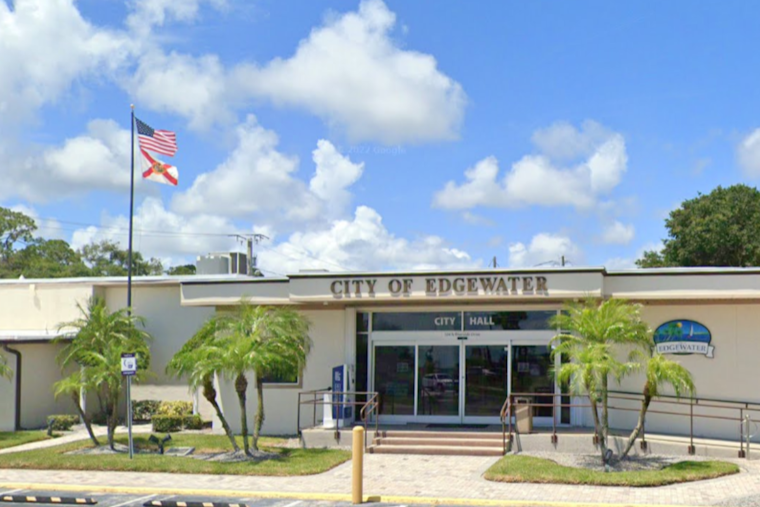 Edgewater Residents Share Flood Ordeals, Seek Solutions in Post-Hurricane Town Hall