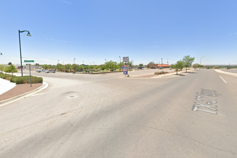 El Paso County Sheriff's Deputies Bring Joy and Safety to Village of Vinton's Trunk or Treat Event