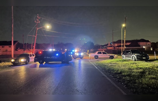 Elderly Man Fatally Struck by Vehicle on Houston's Synott Street as HPD Investigates