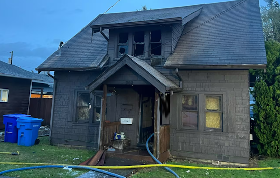 Elderly Woman Perishes, Man Rescued in Early Morning Kelso House Fire