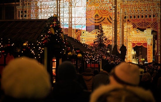 Embrace the Weekend with Cocoa Crawls, Record Hunts, and Dazzling Lights in Metro Detroit