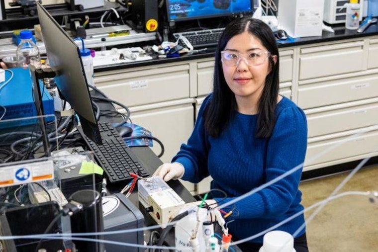 Energy Breakthrough on the Horizon: ORNL Scientists Investigate Battery Breakdowns for Superior Renewable Storage