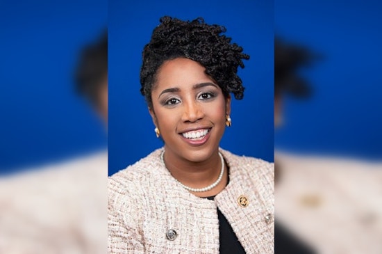 Erica Lee Carter Embraces Legacy in Community-Centered Swearing-In at Houston Church for U.S. House Seat
