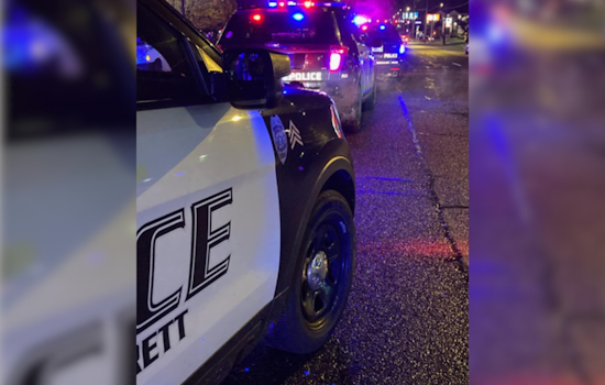 Everett Tragedy: Woman Fatally Hit by Car on Evergreen Way, Not in Crosswalk